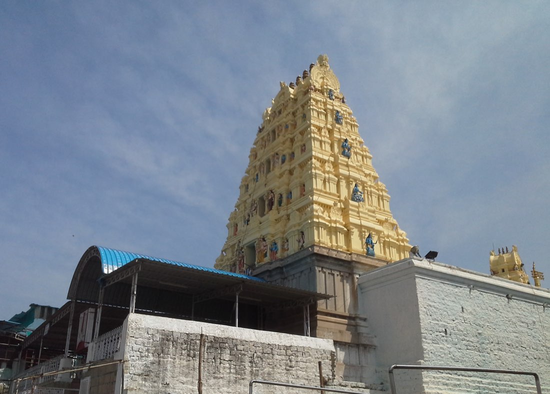 The towering gopuram of the Yadadri Lakshmi Narasimha temple at Yadagirigutta, Telangana